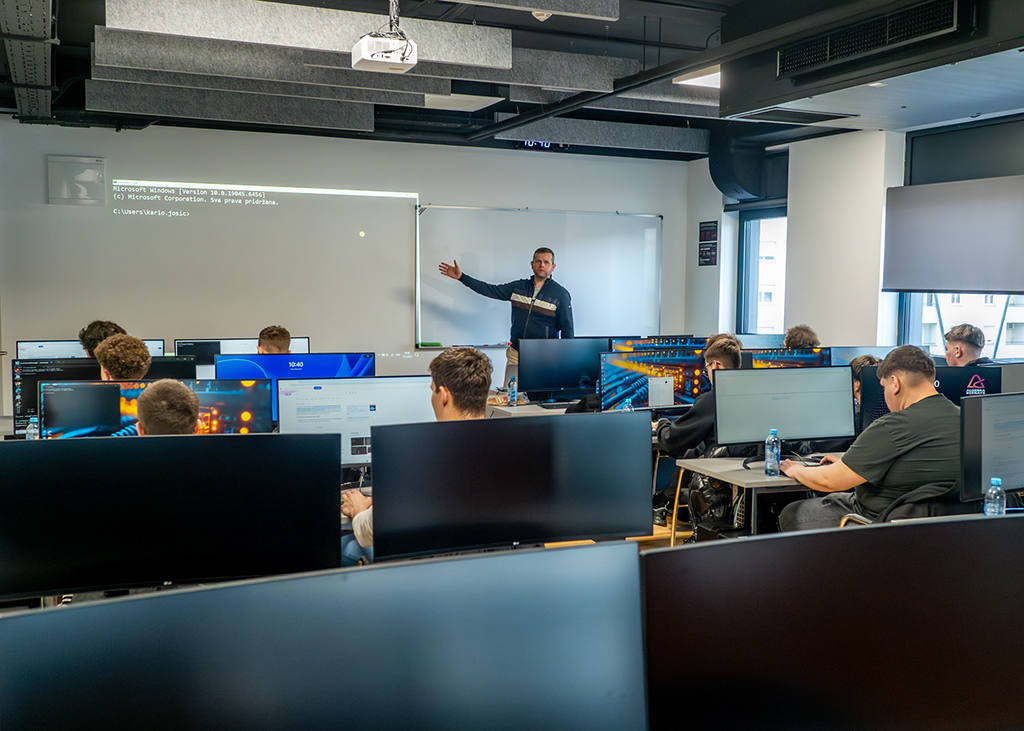 Workshop-for-Secondary-Vocational-School-Students